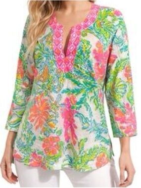 Lilly Pulitzer Amelia Island Tunic
"Casa Marina" Top Size: S |
